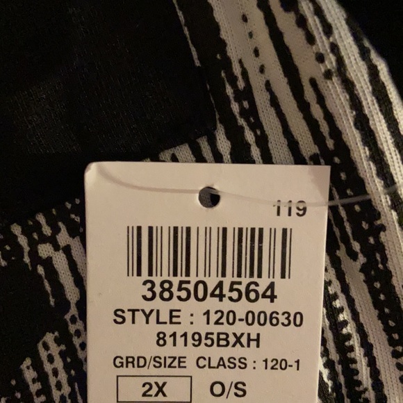 Top - Picture 4 of 7